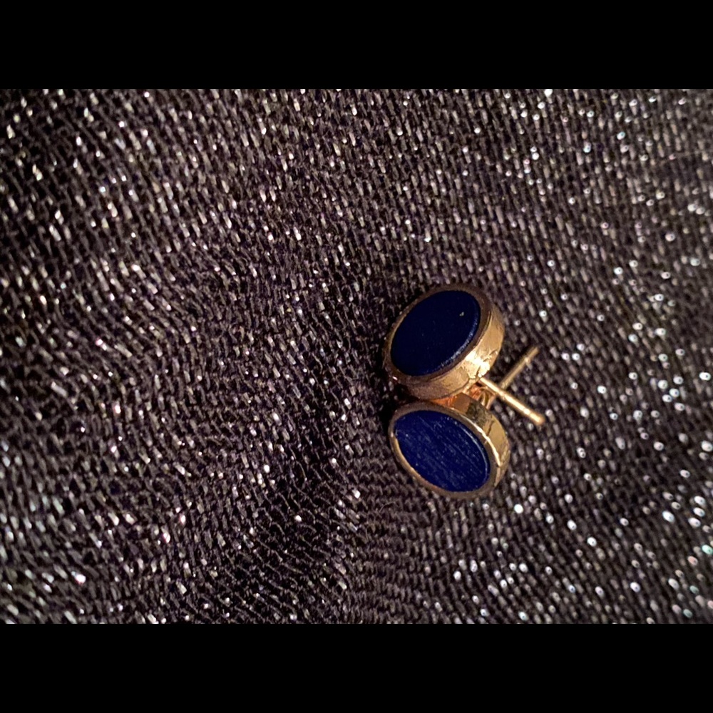 Cute stylish earrings.